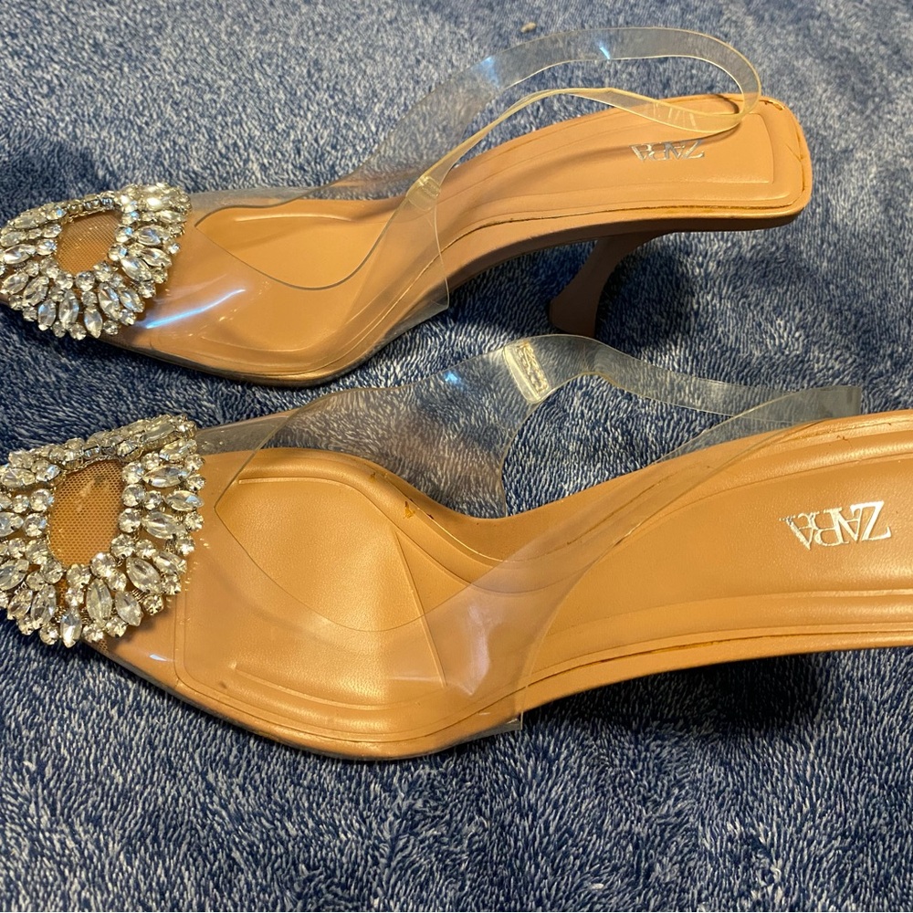 Zara Tan Pointed Toe Slingback Mules with Crystal Brooch - Picture 4 of 4